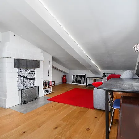 P&o Chmielna דירה *